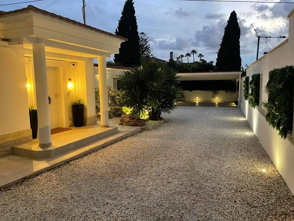 Vista exterior de Casa o xalet en venda en Sant Joan d'Alacant amb Aire condicionat, Terrassa i Piscina