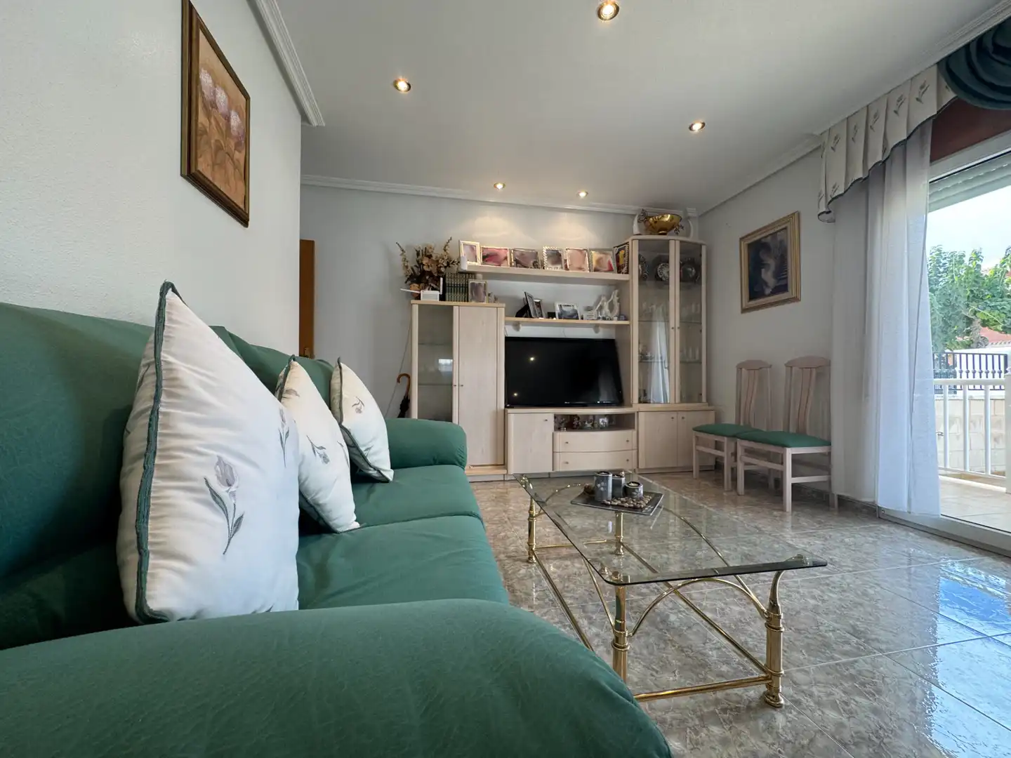 Sala d'estar de Casa adosada en venda en San Javier amb Aire condicionat, Calefacció i Jardí privat