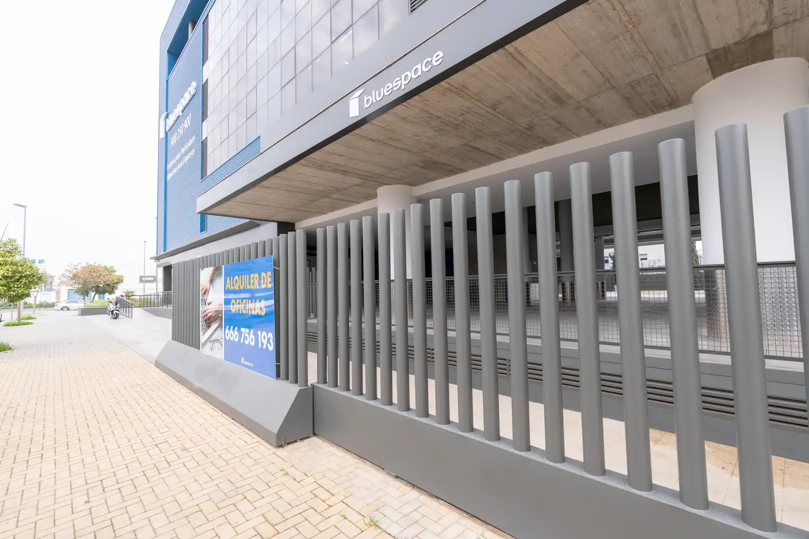 Vista exterior de Traster de lloguer en Sevilla amb Alarma