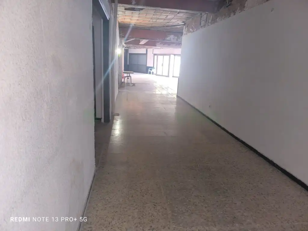 Local comercial en venta en Avenida Montserrat, imagen 6