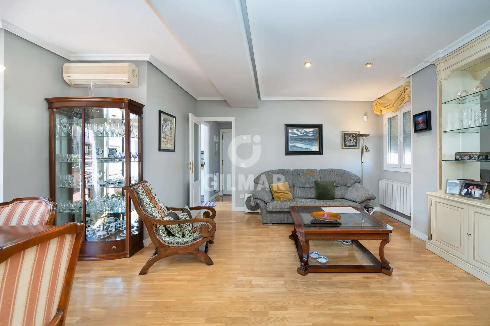 Sala de estar de Ático en venta en Madrid con Calefacción, Jardín privado y Trastero