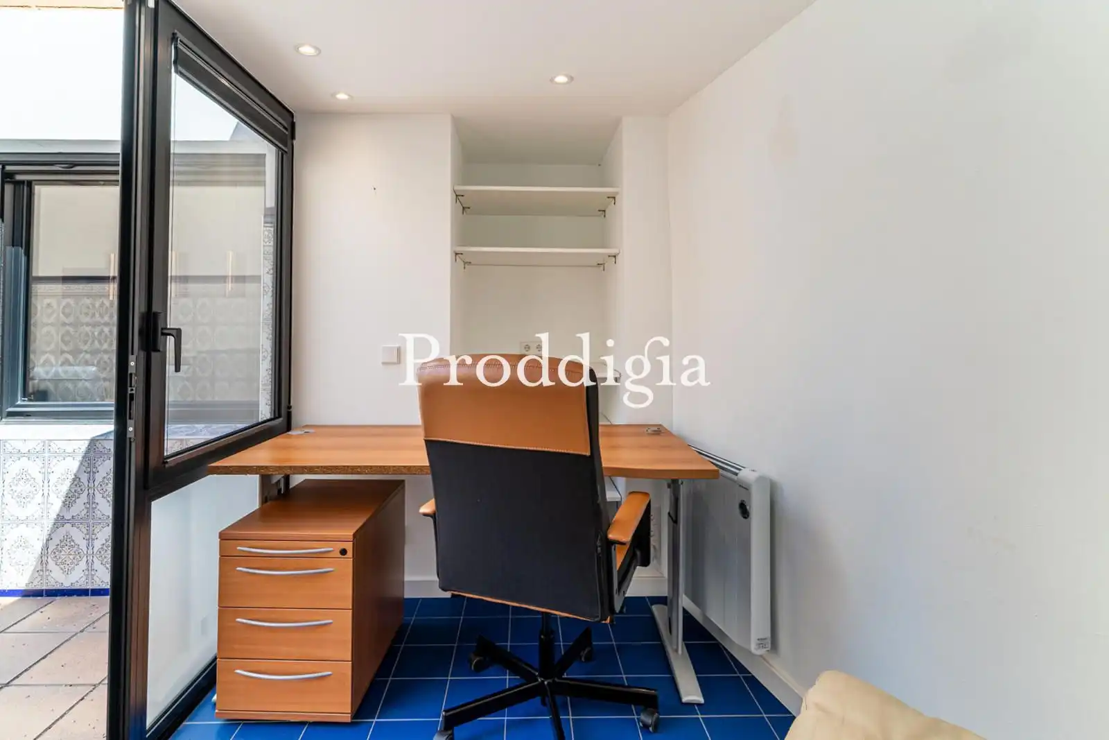 Flat for rent in Barcelona  with Air Conditioner, Terrace and Storage room