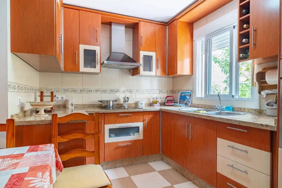Casa pareada en venta en Vélez de Benaudalla, imagen 2