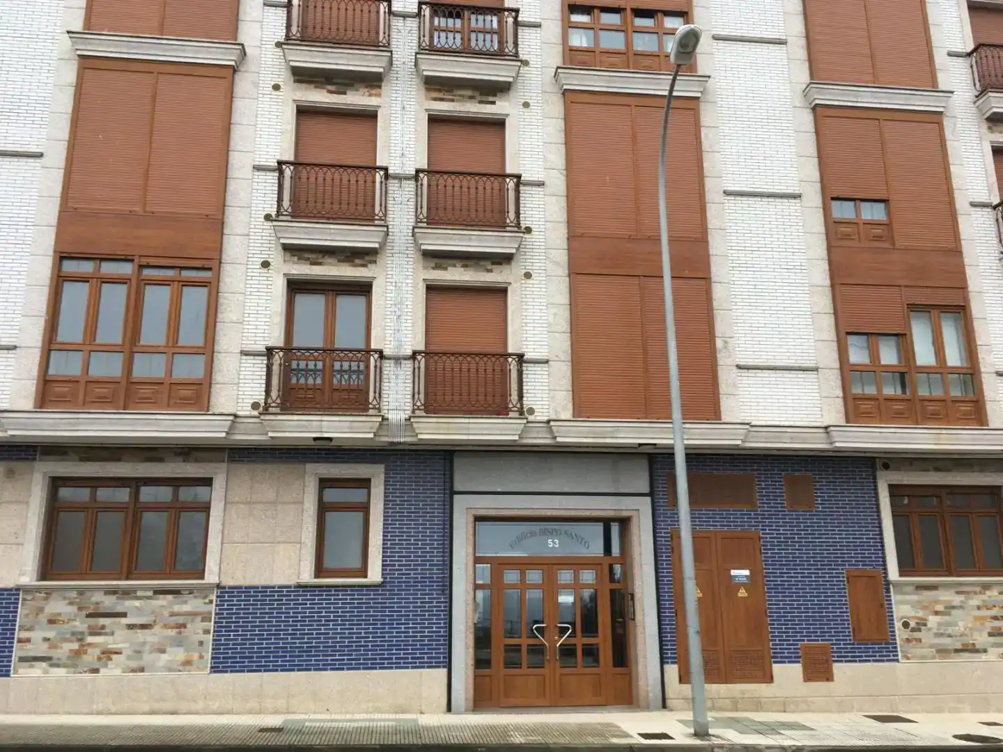 Vista exterior de Pis de lloguer en Foz amb Parquet i Moblat