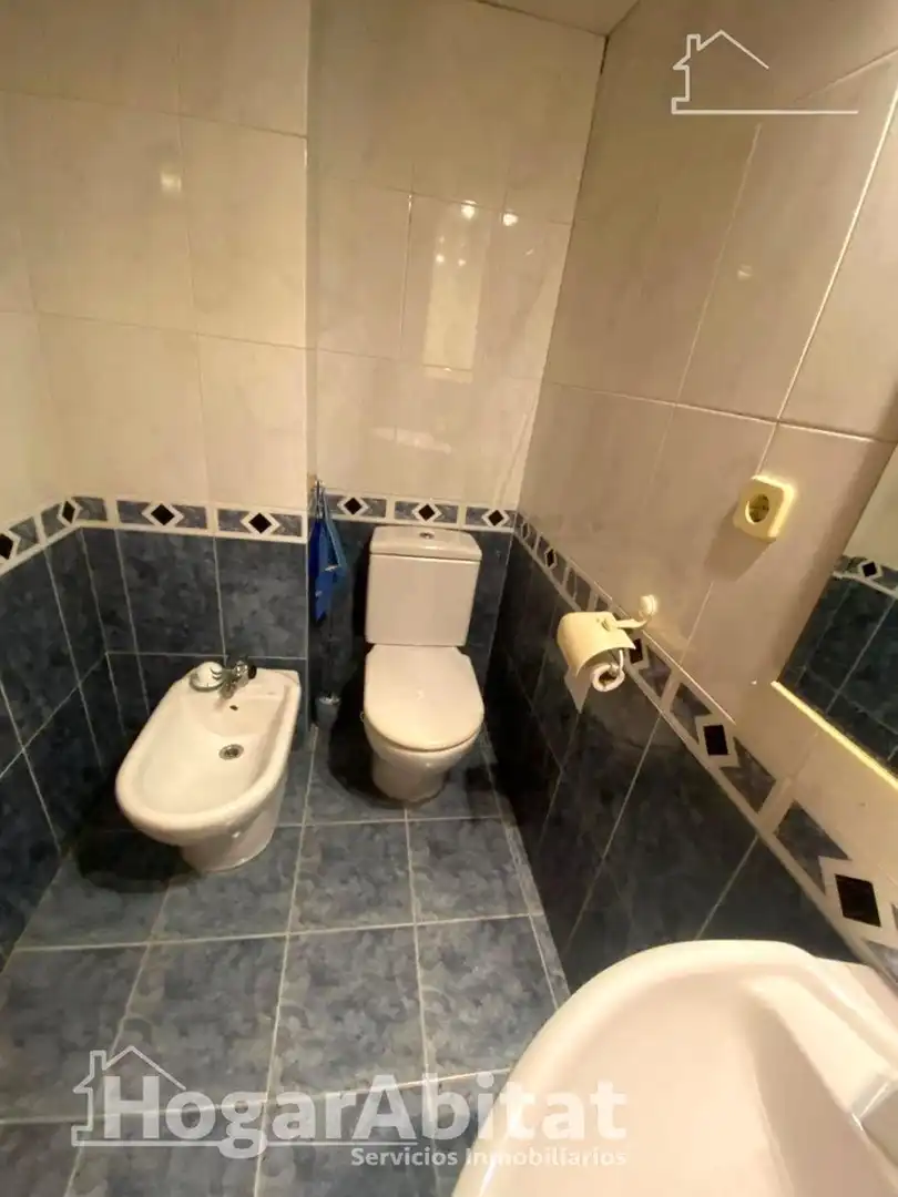 Badezimmer von Wohnung zum Verkauf in Valencia mit Klimaanlage, Heizung und Terrasse