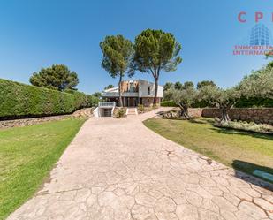 Jardí de Casa o xalet de lloguer en Villalbilla amb Aire condicionat, Calefacció i Jardí privat