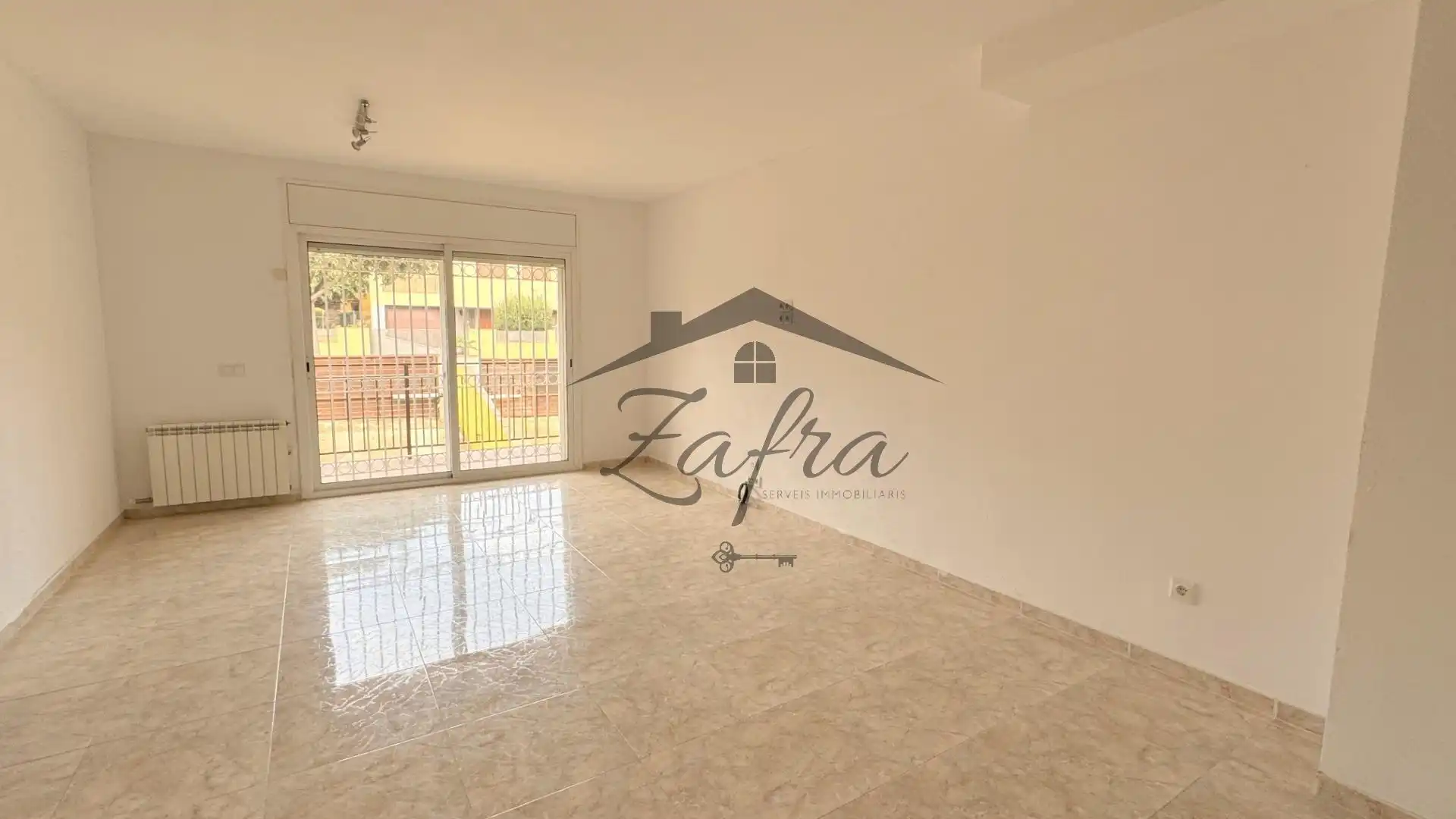 Detached homes for sale in Maçanet de la Selva pueblo