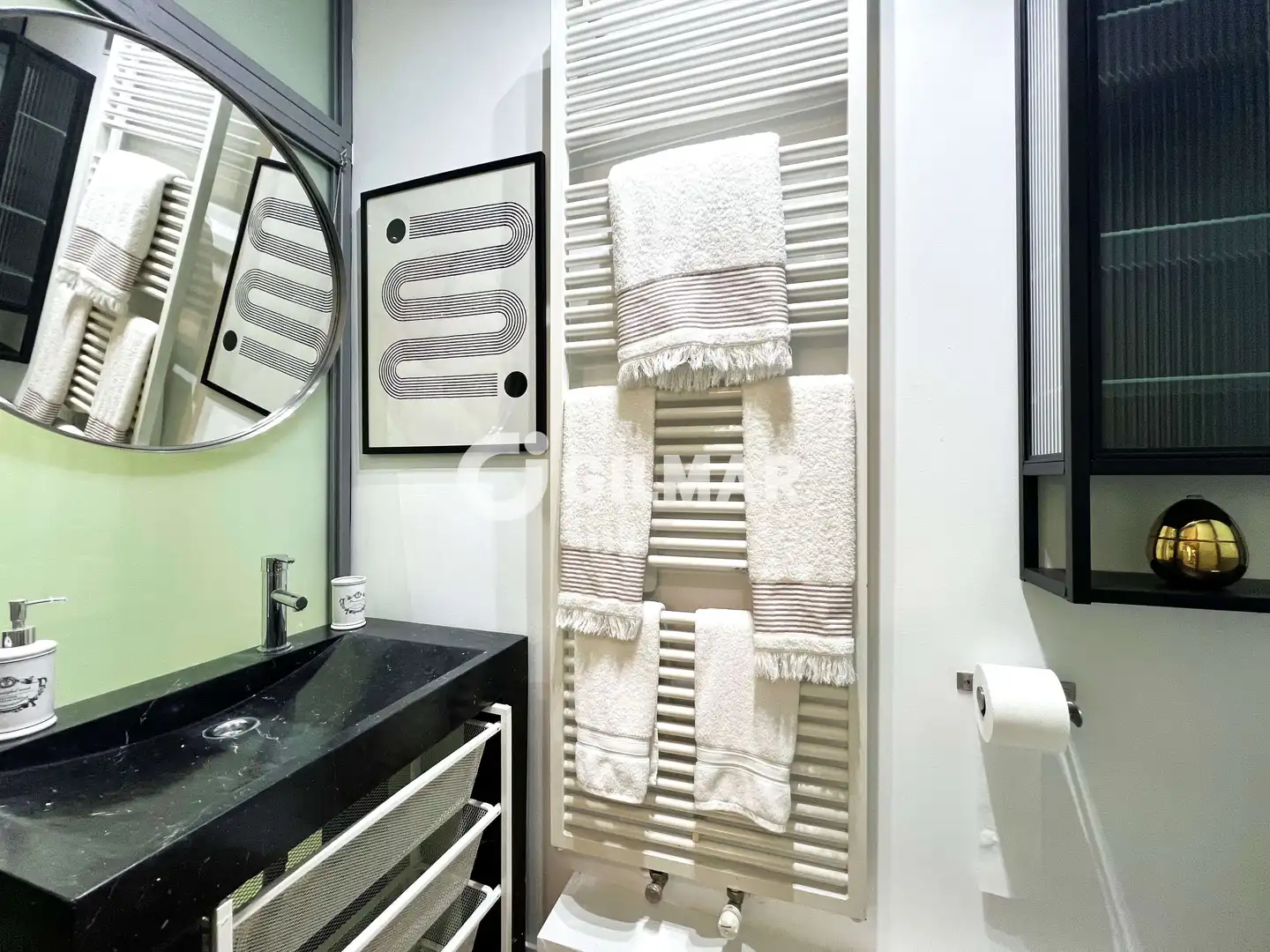 Baño de Piso en venta en Madrid con Calefacción y Jardín privado