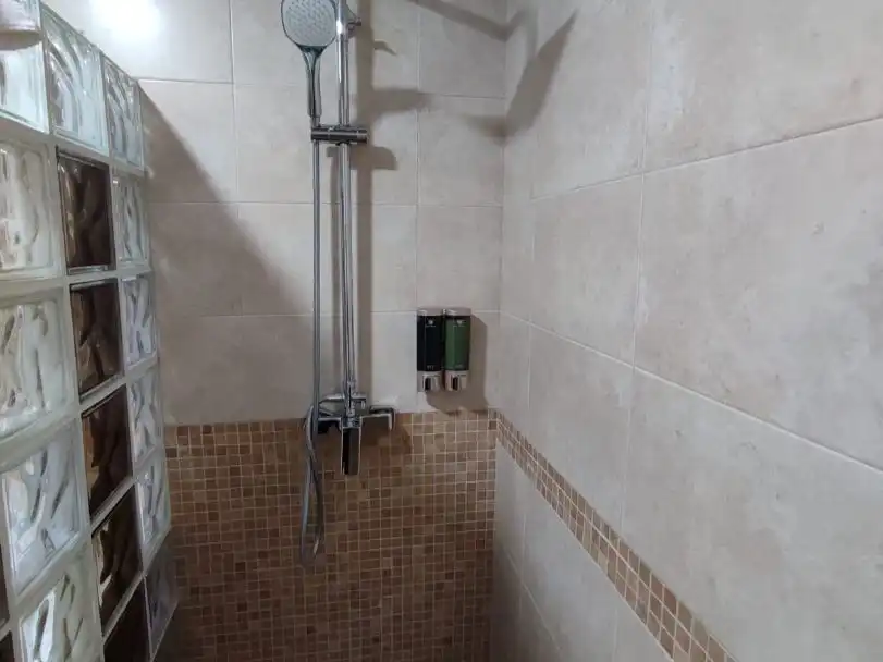 Bathroom of Houses for sale in Cazorla  with Air Conditioner, Terrace and Balcony