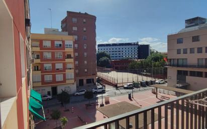Vista exterior de Pis en venda en  Murcia Capital amb Moblat, Rentadora i Balcó