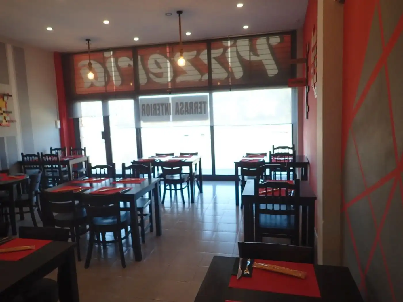 Local en traspaso en Cardedeu con Aire acondicionado, Calefacción y Terraza