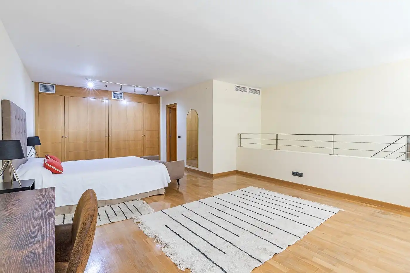 Dúplex de alquiler en Madrid con Aire acondicionado, Calefacción y Parquet
