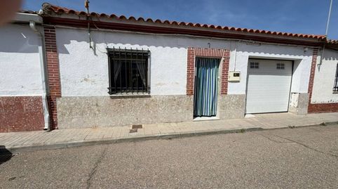 Foto 2 de Casa adosada en venta en Calle Tierra, Sonseca, Toledo