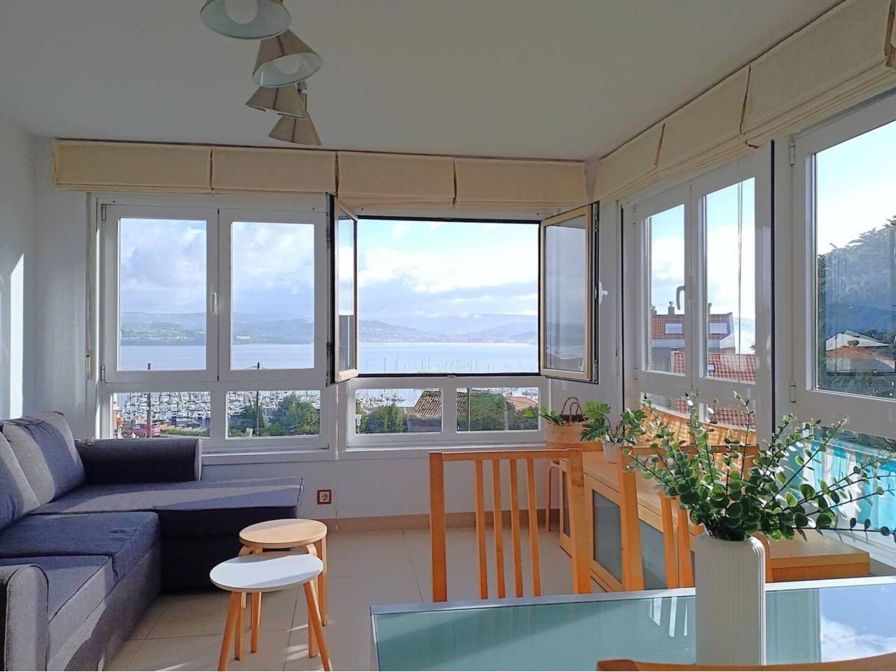 Dormitori de Pis de lloguer en Sada (A Coruña) amb Calefacció i Moblat