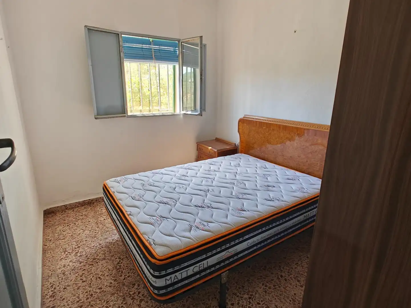 Dormitori de Casa o xalet en venda en Yátova amb Calefacció i Jardí privat