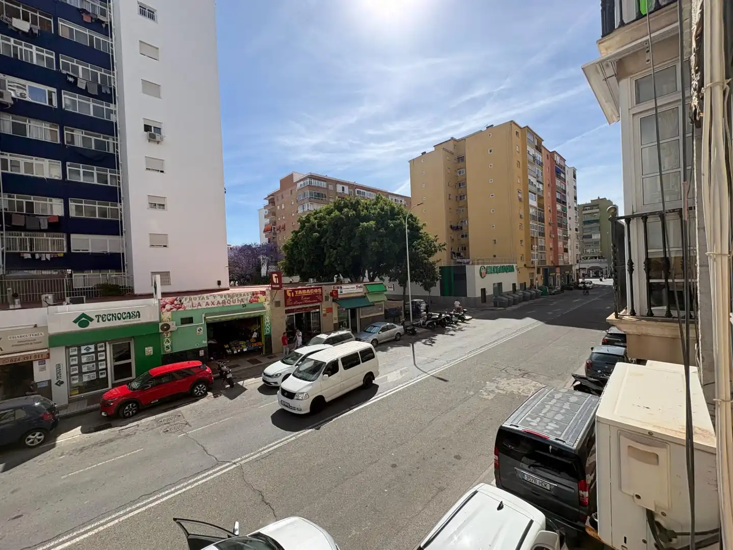 Vista exterior de Pis en venda en Málaga amb Aire condicionat