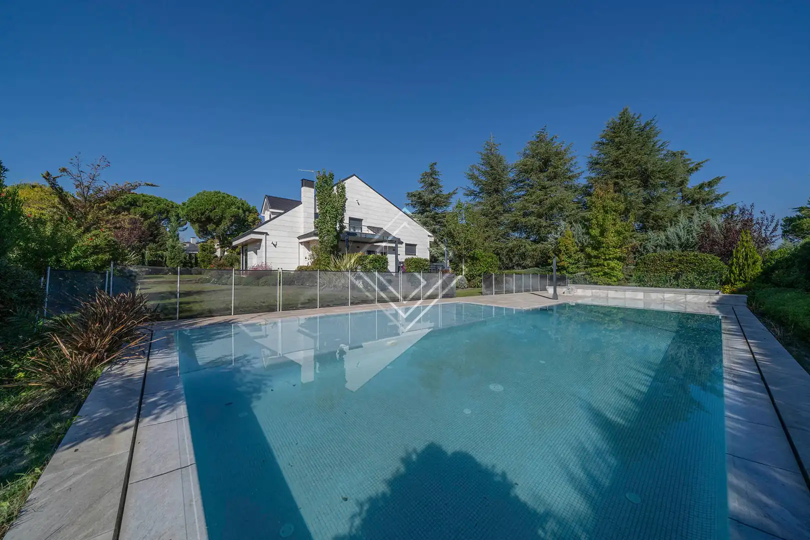 Villa con piscina in vendita a Urbanización La Moraleja, imagen 3