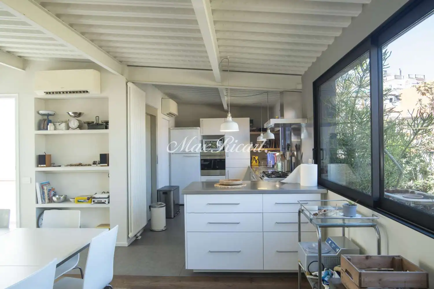 Küche von Büro zur Miete in Barcelona mit Klimaanlage, Heizung und Terrasse