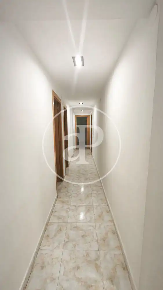 Piso en venta en Valencia con Calefacción y Balcón