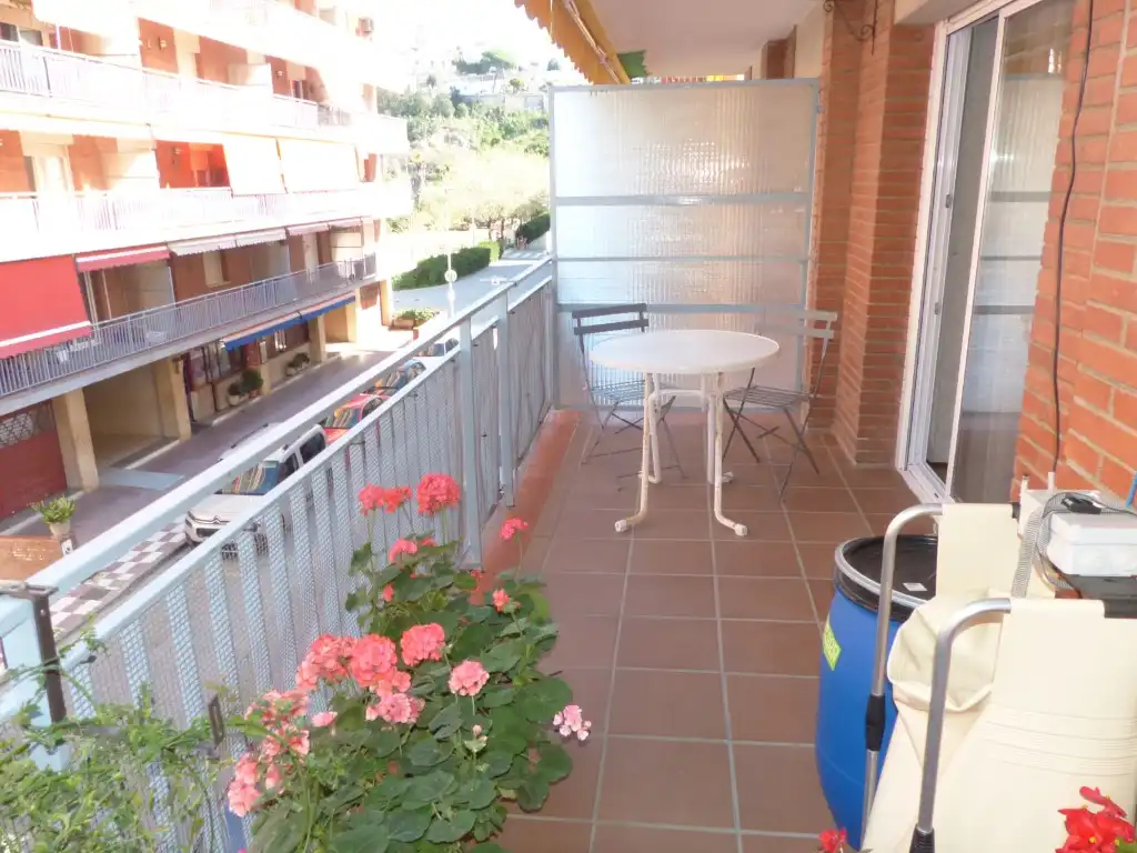Terrassa de Pis en venda en Canet de Mar amb Aire condicionat i Balcó