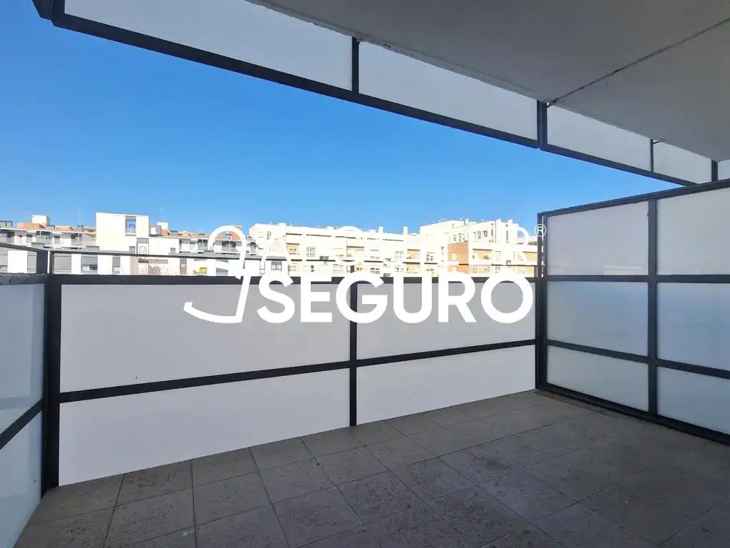 Terraza de Piso de alquiler en Móstoles con Aire acondicionado, Calefacción y Terraza