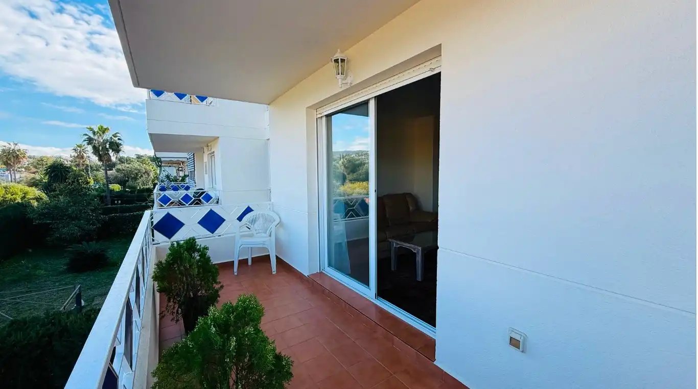 Terrasse von Wohnung zur Miete in Marbella mit Klimaanlage, Terrasse und Möbliert