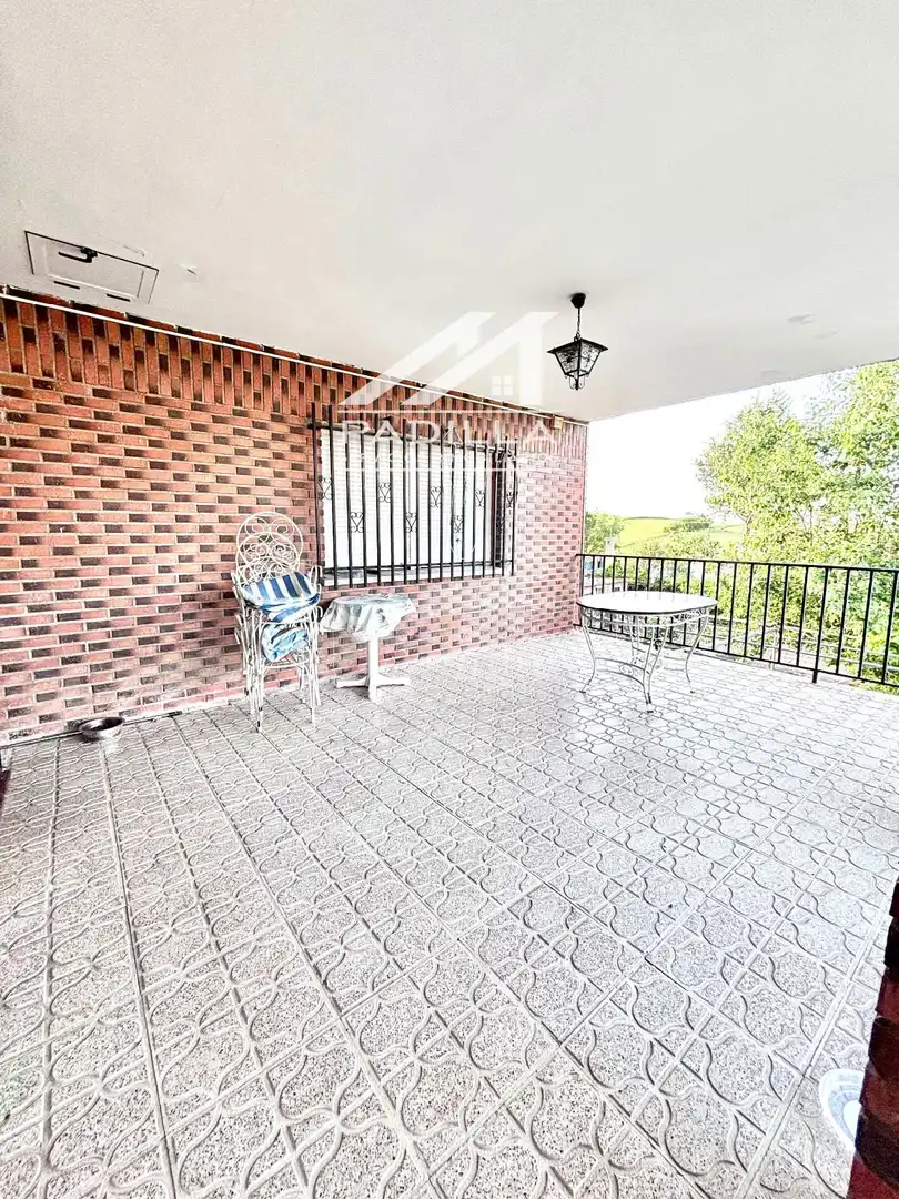 Terrassa de Casa o xalet en venda en El Viso de San Juan amb Calefacció, Terrassa i Piscina
