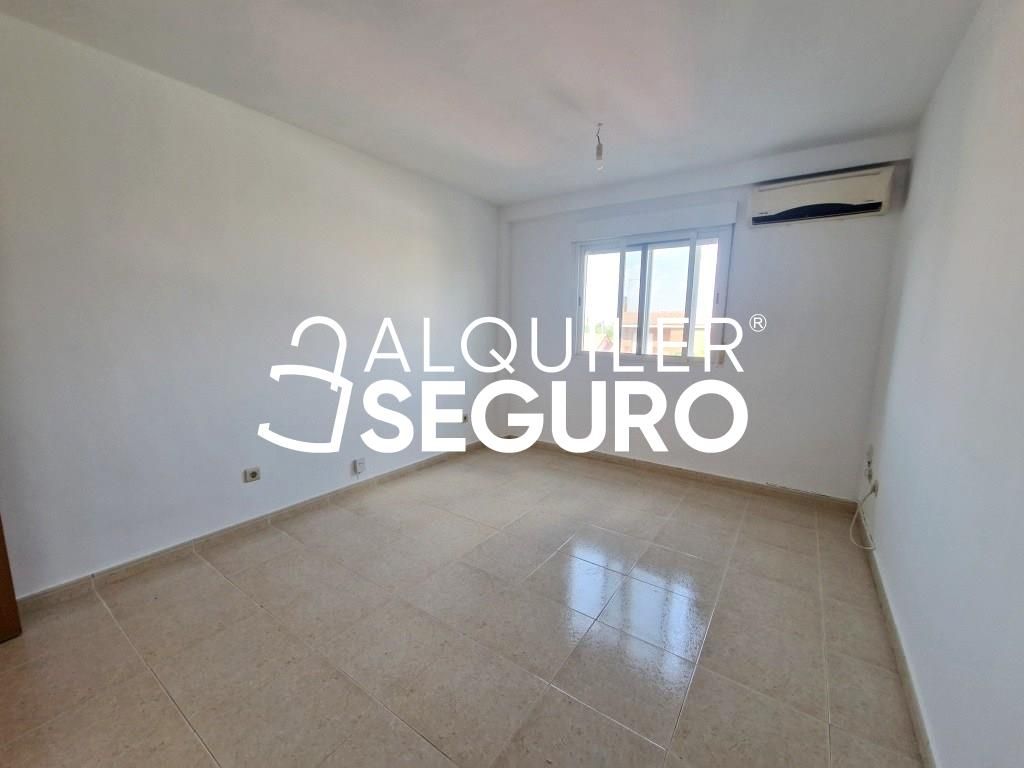 Ático de alquiler en Doña Juana, Sevilla la Nueva