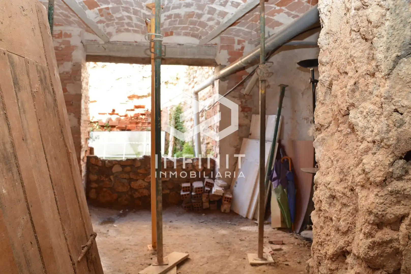 Casa o xalet en venda en Moratilla de los Meleros amb Traster i Balcó