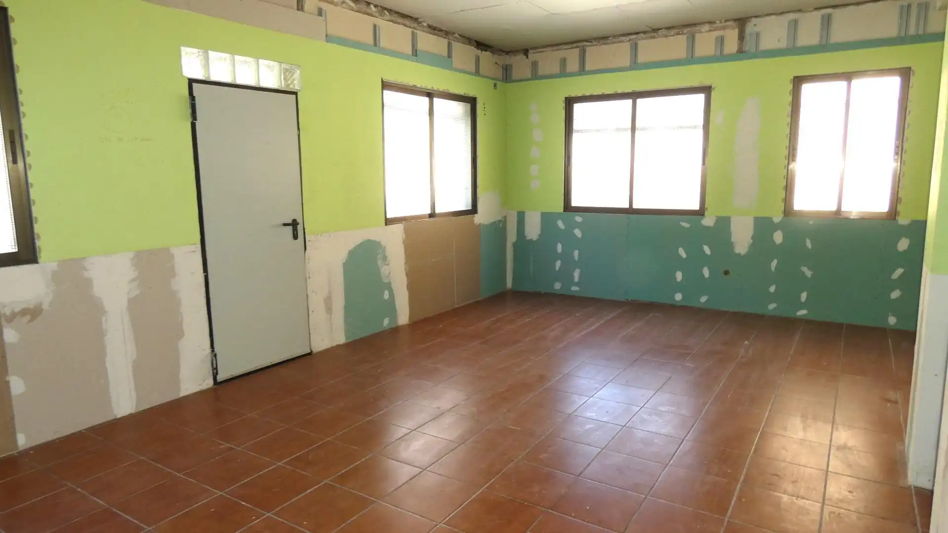 Ground floor for sale in Casetas - Villarrapa
