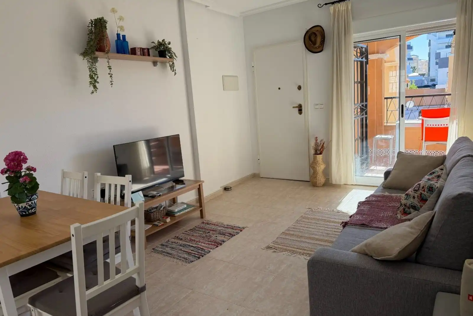 Ático con piscina en venta en Los Balcones - Los Altos, imagen 2