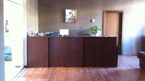 Foto 3 de Edifici en venda a Ibros, Jaén