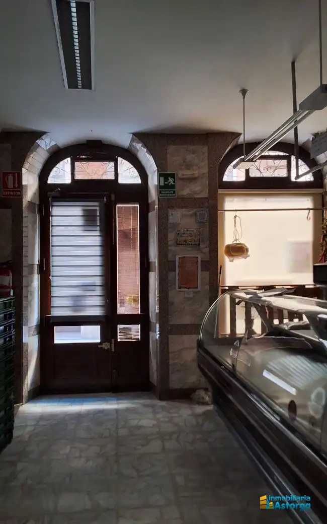 Local comercial de lloguer a Calle Pío Gullón, imagen 6