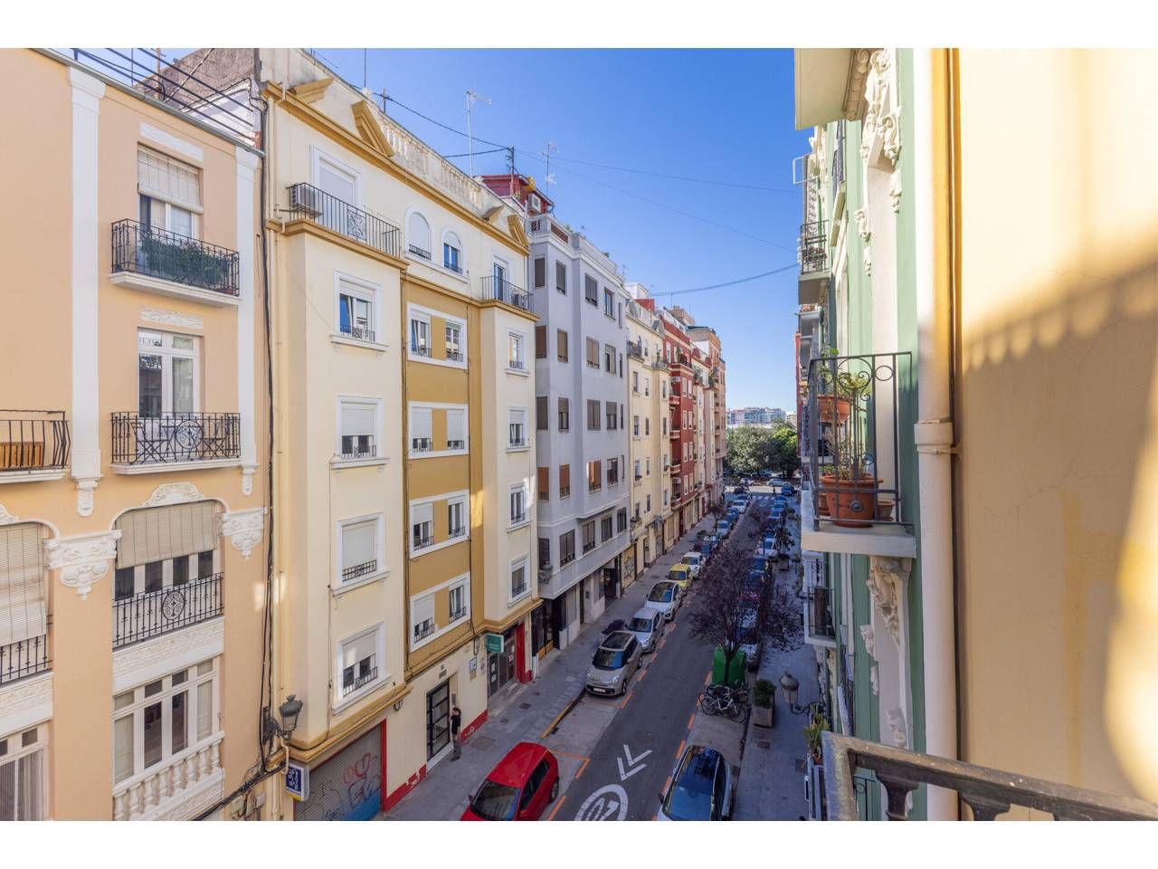 Flat for sale in Pintor Gisbert, Russafa, L'Eixample