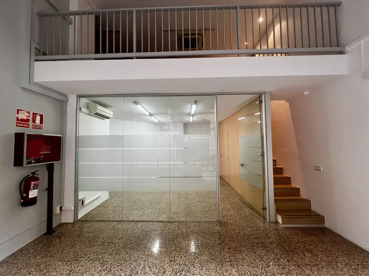 Geschaftsraum zur Miete in Les Corts