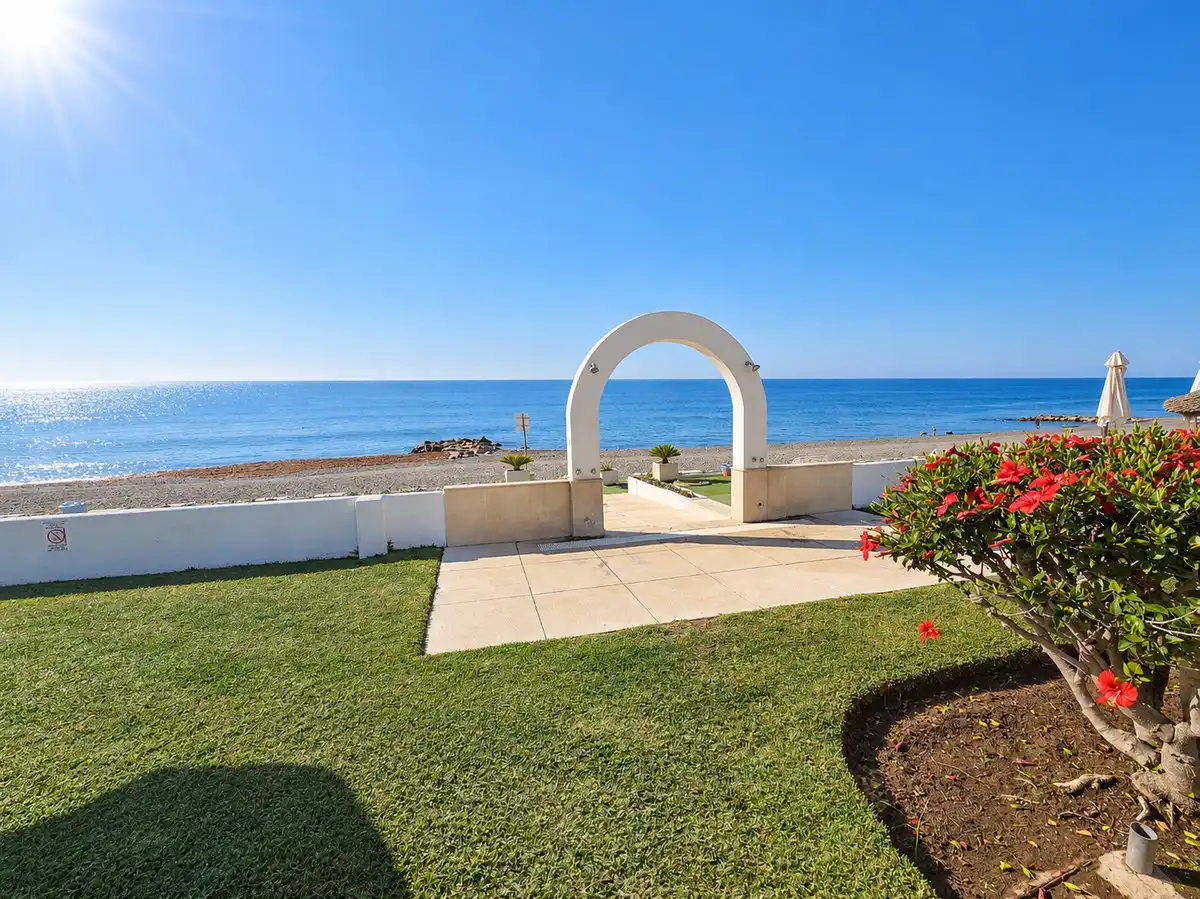 Garden of Flat for sale in San Pedro de Alcántara