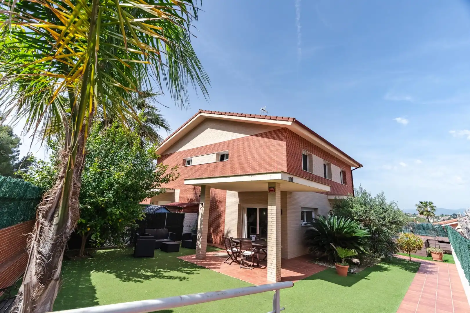 Jardí de Casa adosada en venda en Els Pallaresos amb Aire condicionat, Calefacció i Jardí privat