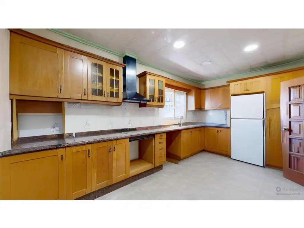 Kitchen of Houses for sale in La Pobla de Vallbona