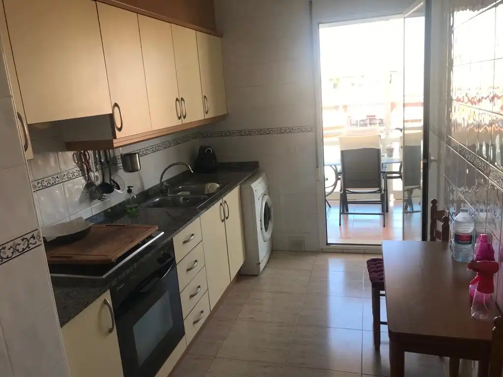 Apartament de lloguer a Avinguda de Castelló, Casco Urbano