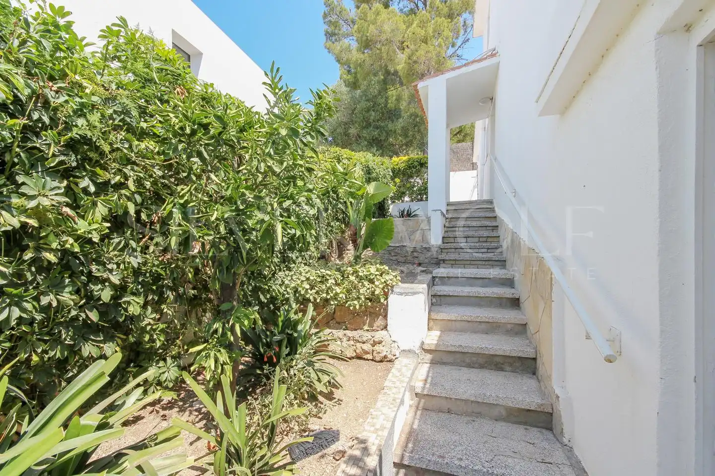 Vista exterior de Casa o chalet en venta en Castelldefels con Calefacción, Jardín privado y Terraza