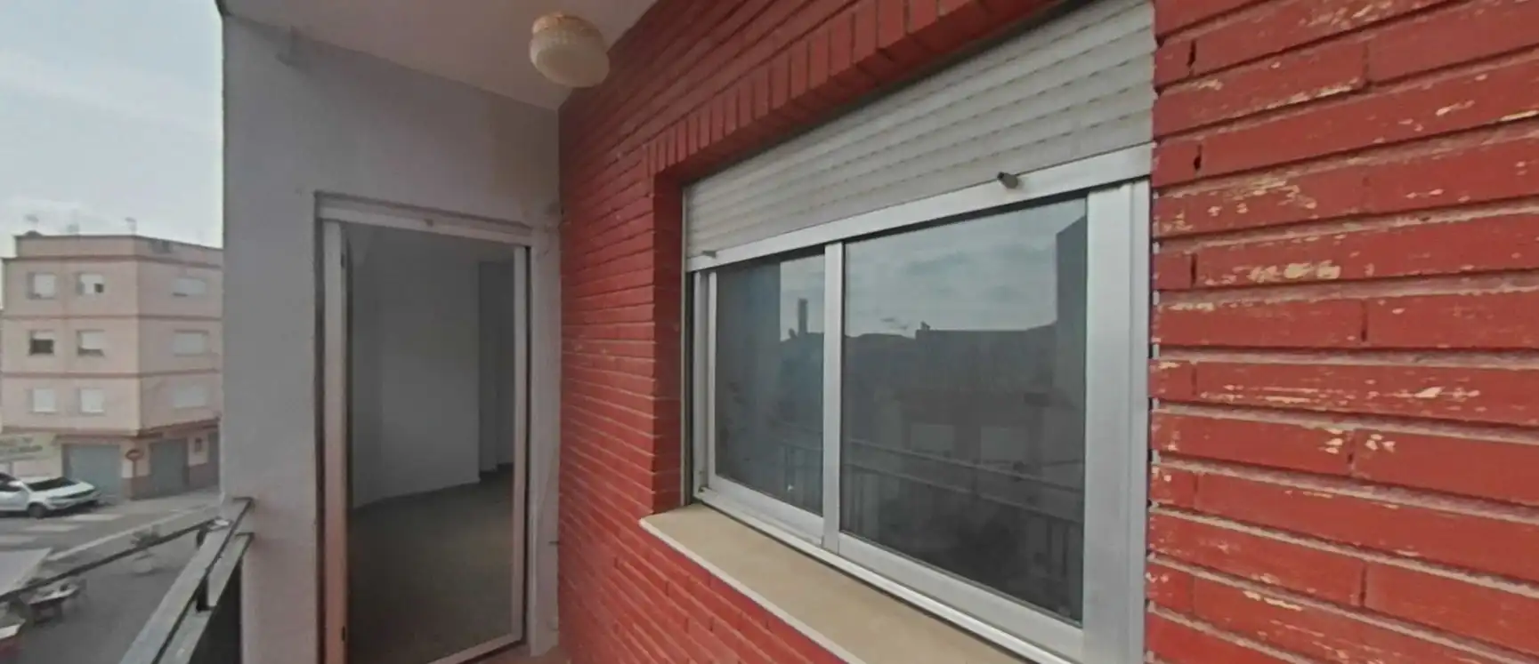 Vista exterior de Piso en venta en Yátova