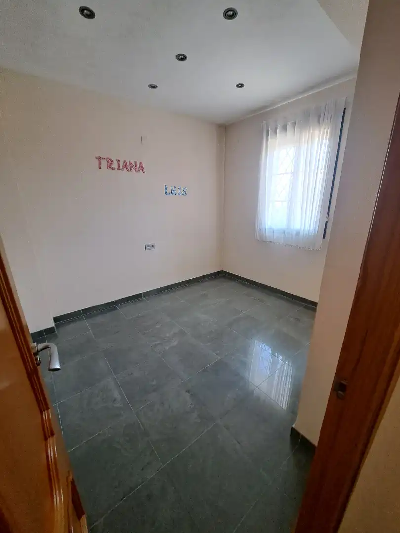 Casa o xalet en venda en Dos Hermanas amb Aire condicionat, Terrassa i Forn