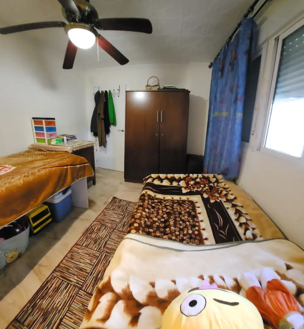 Schlafzimmer von Wohnung zum Verkauf in Granada mit Balkon