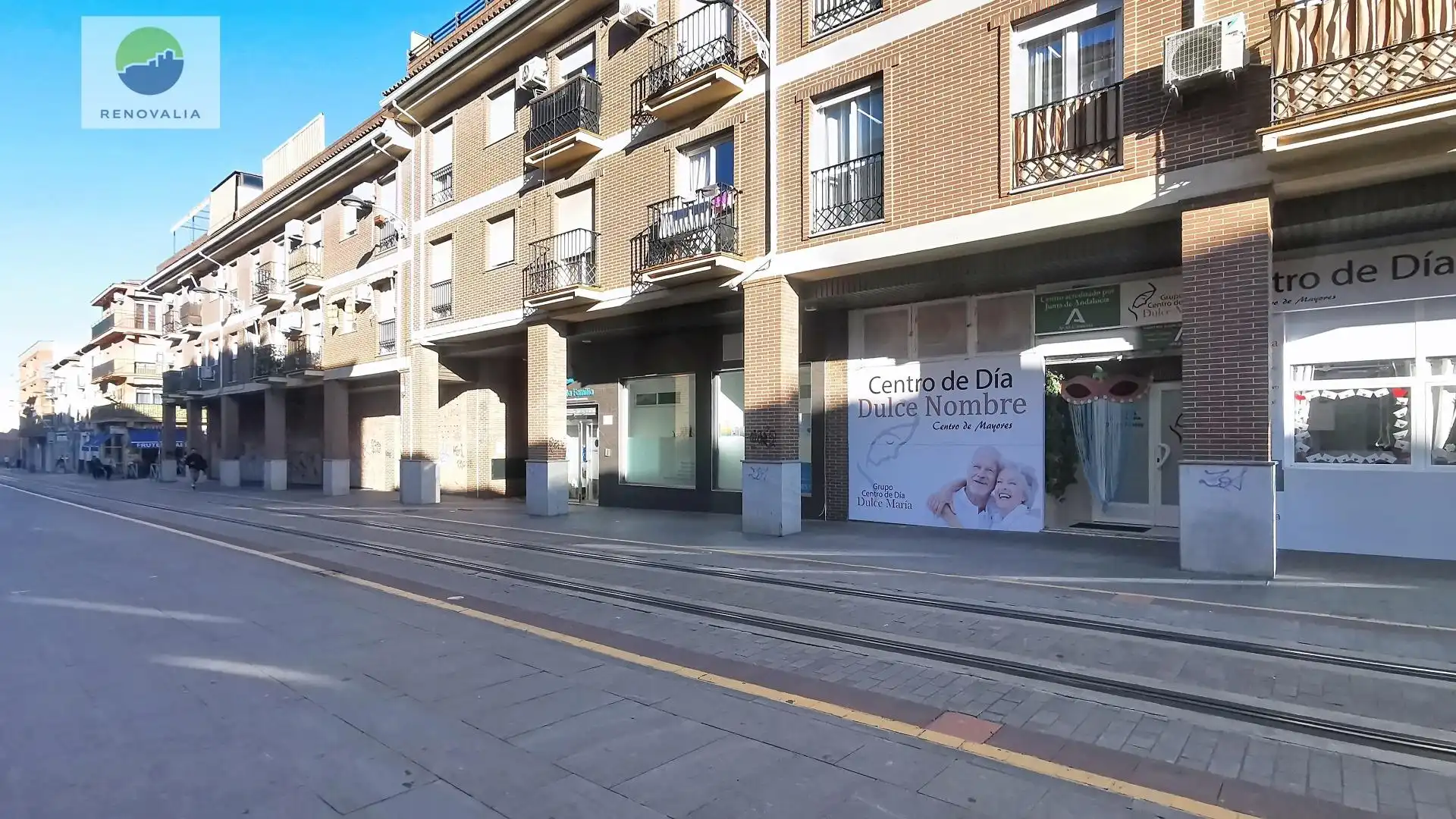 Locale commerciale in vendita a Calle Real de Armilla 29