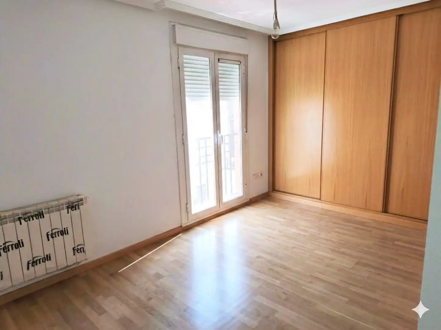 Dormitori de Apartament en venda en Puertollano