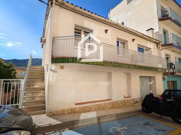 Maison mitoyenne avec jardin à vendre à Puig d'esquer