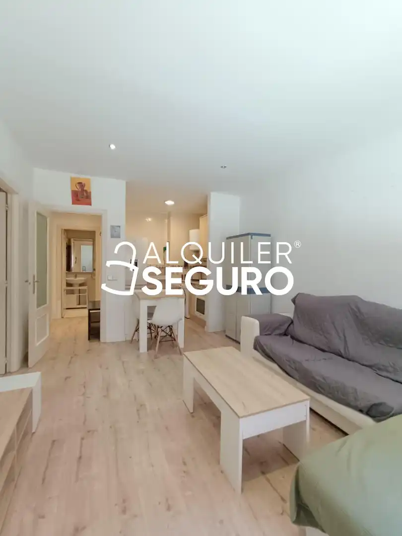 Sala d'estar de Pis de lloguer en Valdemoro amb Calefacció i Moblat