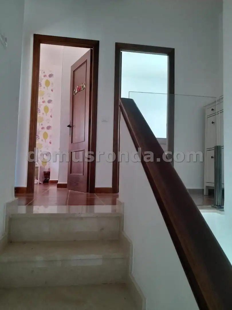 Casa adosada en venta en Montejaque con Calefacción y Piscina