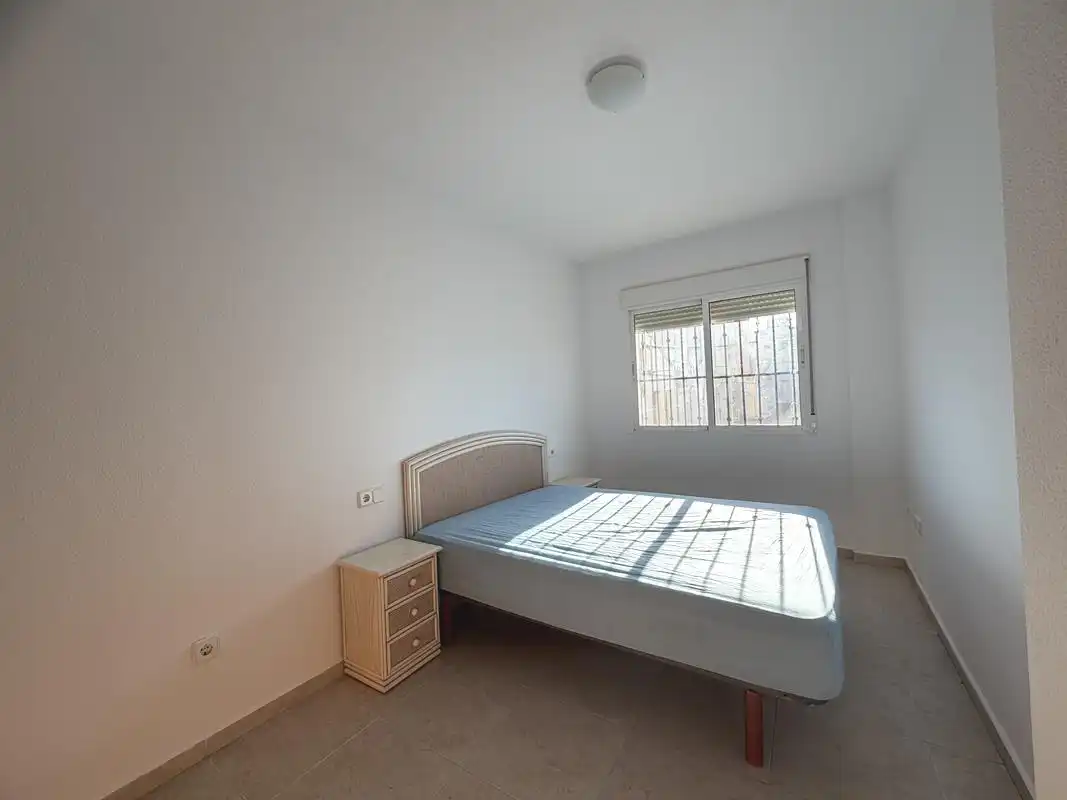 Dormitori de Apartament en venda en La Unión amb Terrassa