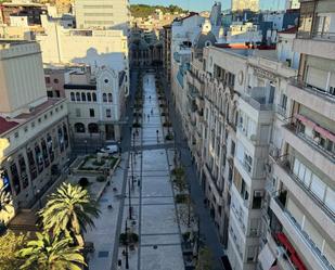 Vista exterior de Pis en venda en Alicante / Alacant amb Calefacció, Terrassa i Balcó